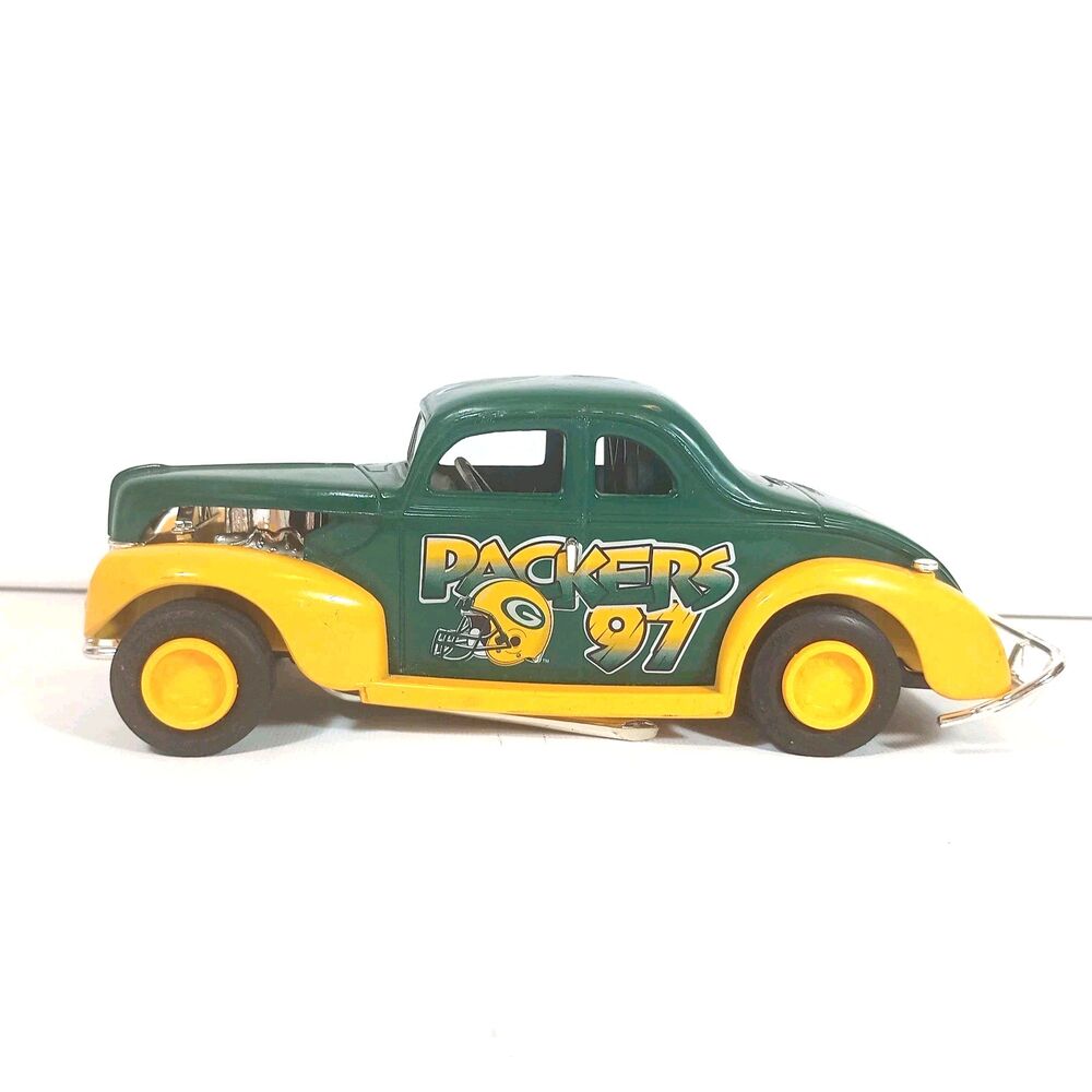 Vintage ERTL Green Bay Packers 1940 Diecast Car Coin Bank NFL Coupe Hot Rod